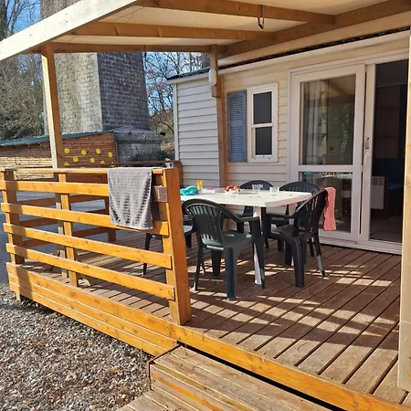 Les Rives D'auzon Camping